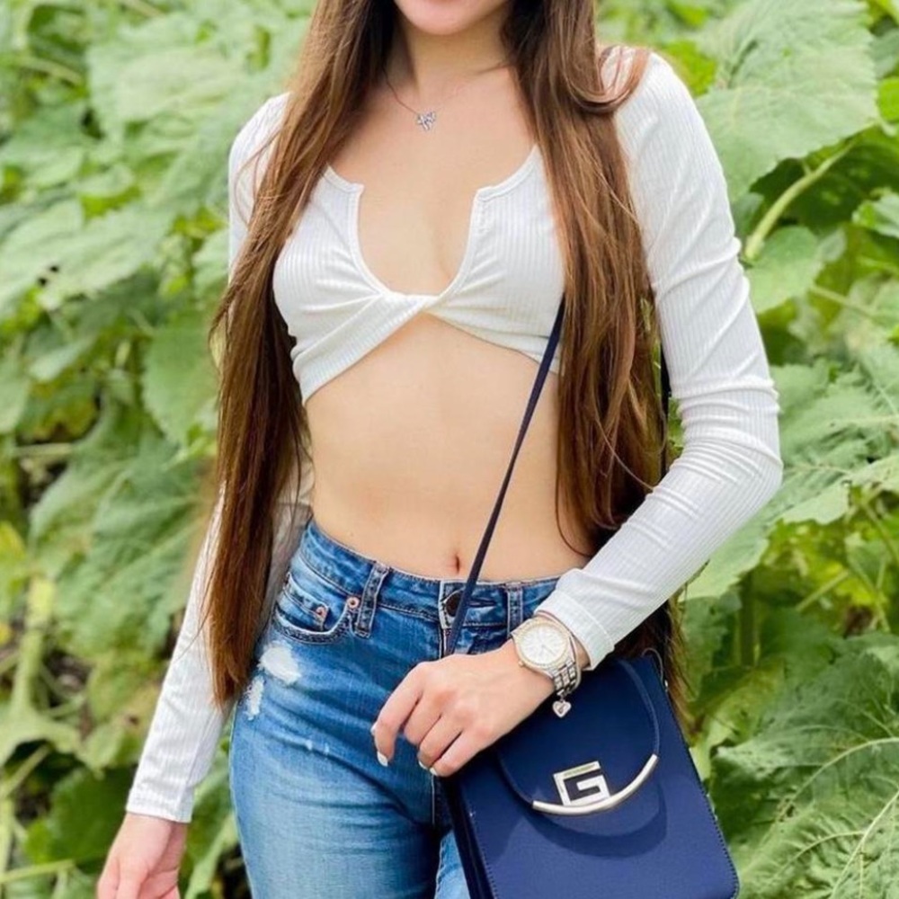 White twist crop top